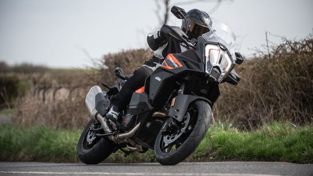 2021 Super Adventure S review Visordown